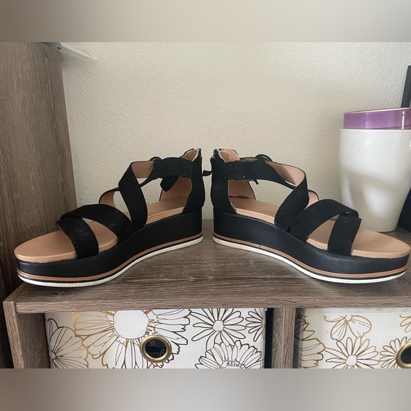 Women’s sandals by Dr. Scholl’s - Picture 2 of 5